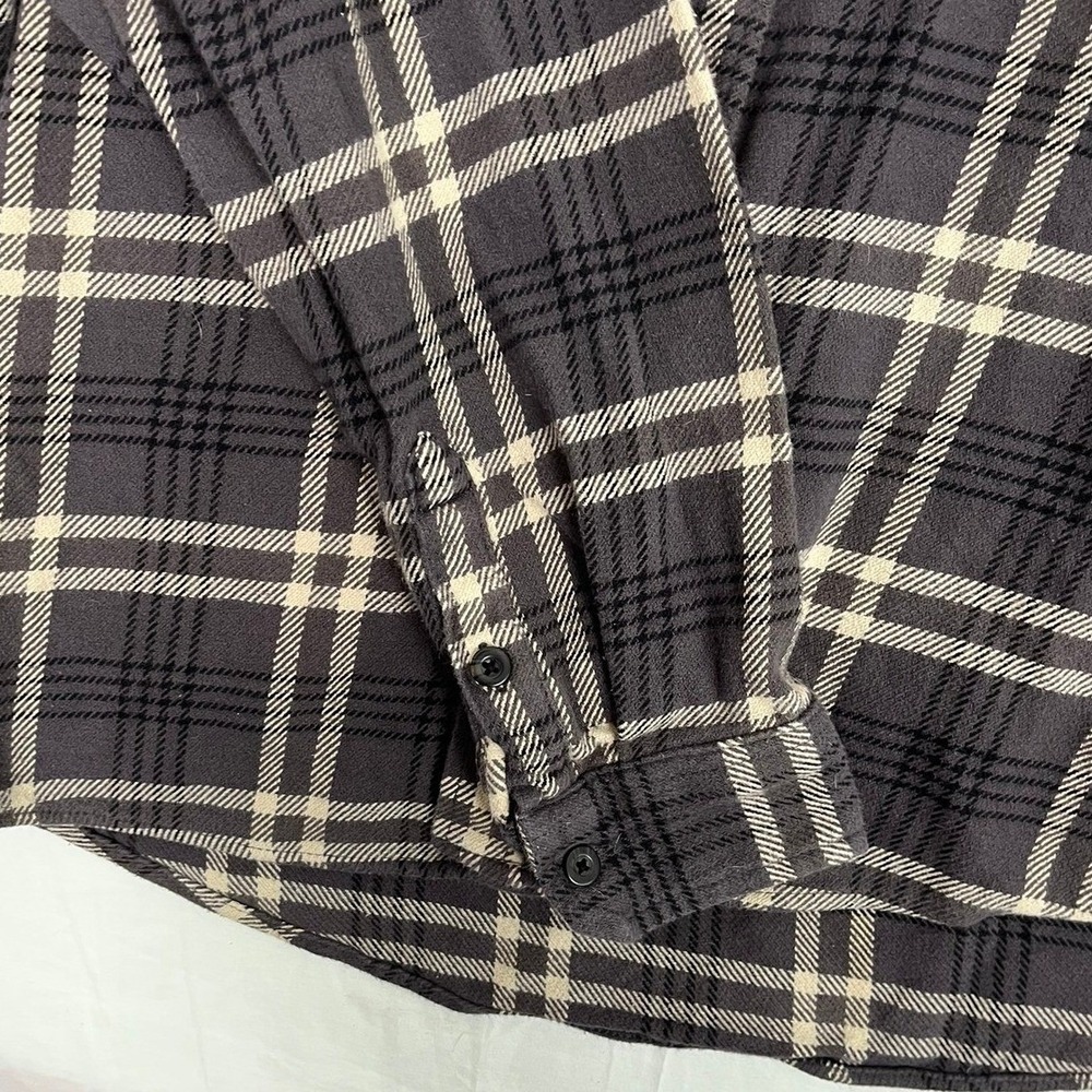 Woolrich Flannel Shirt Mens XL Gray Excellent Plaid Long Sleeve Shacket - Picture 4 of 8
